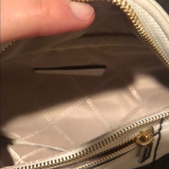 Michael Kors belt bag - Picture 3 of 3